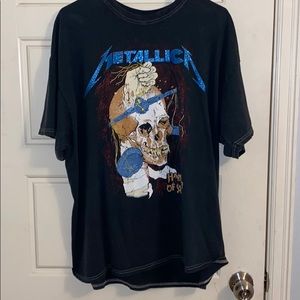 Urban outfitters Metallica tee